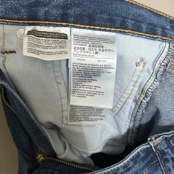 Levi's 550 Mens Jeans 38x30 Relaxed Fit Medium Wash Blue NWT Tapered Leg Classic - Picture 8 of 10